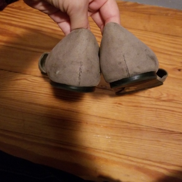 Chinese Laundry Flats - Picture 5 of 5